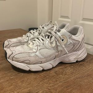 Adidas “dad” sneakers